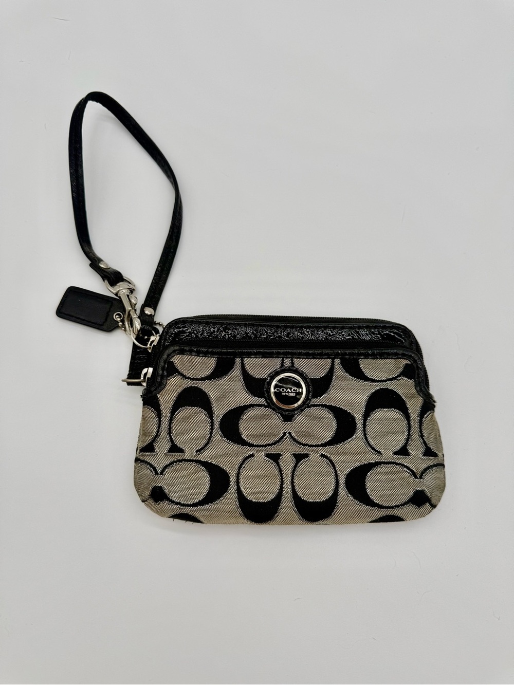 Coach Signature C Canvas Black Gray Wristlet